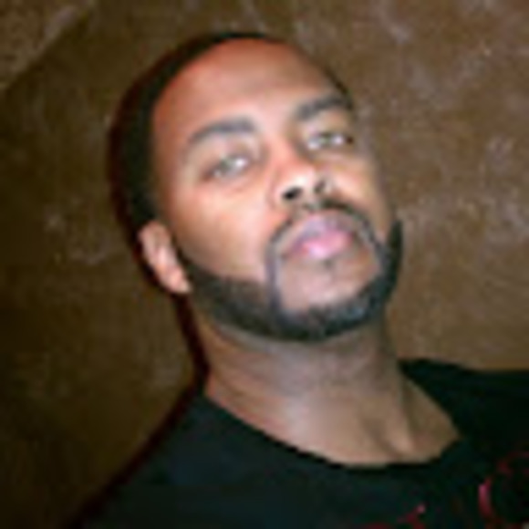 Meet your Posher, Tonio - Picture 1 of 1